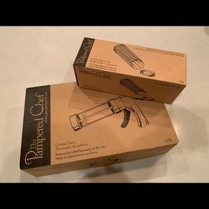 Brand New in Packaging, Pampered Chef. Cookie Press & Bread tube.